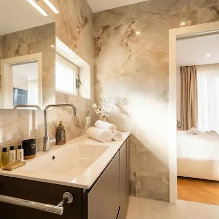 Skyline Mirjana - Terrace Loft Daire Bari